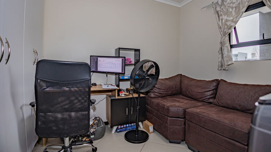 2 Bedroom Property for Sale in Buh Rein Estate Western Cape